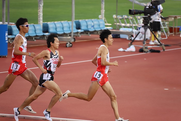 19日本選手権5000m③.JPG