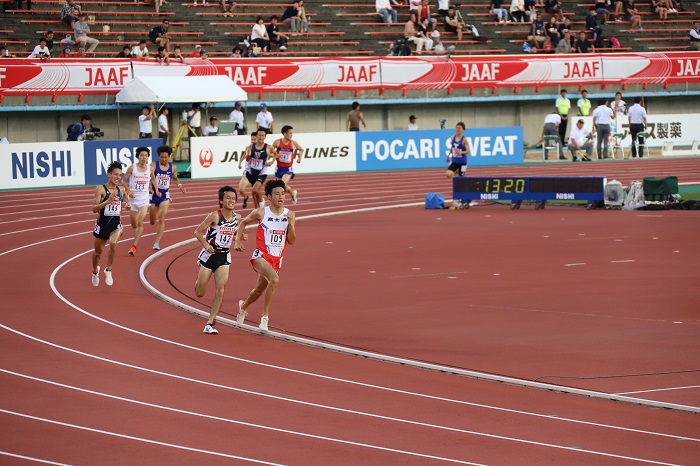 19日本選手権5000m④.JPG