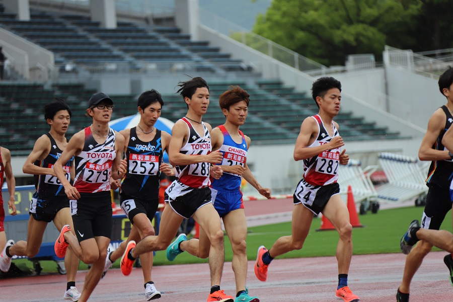 21中部5000ｍ①.JPG